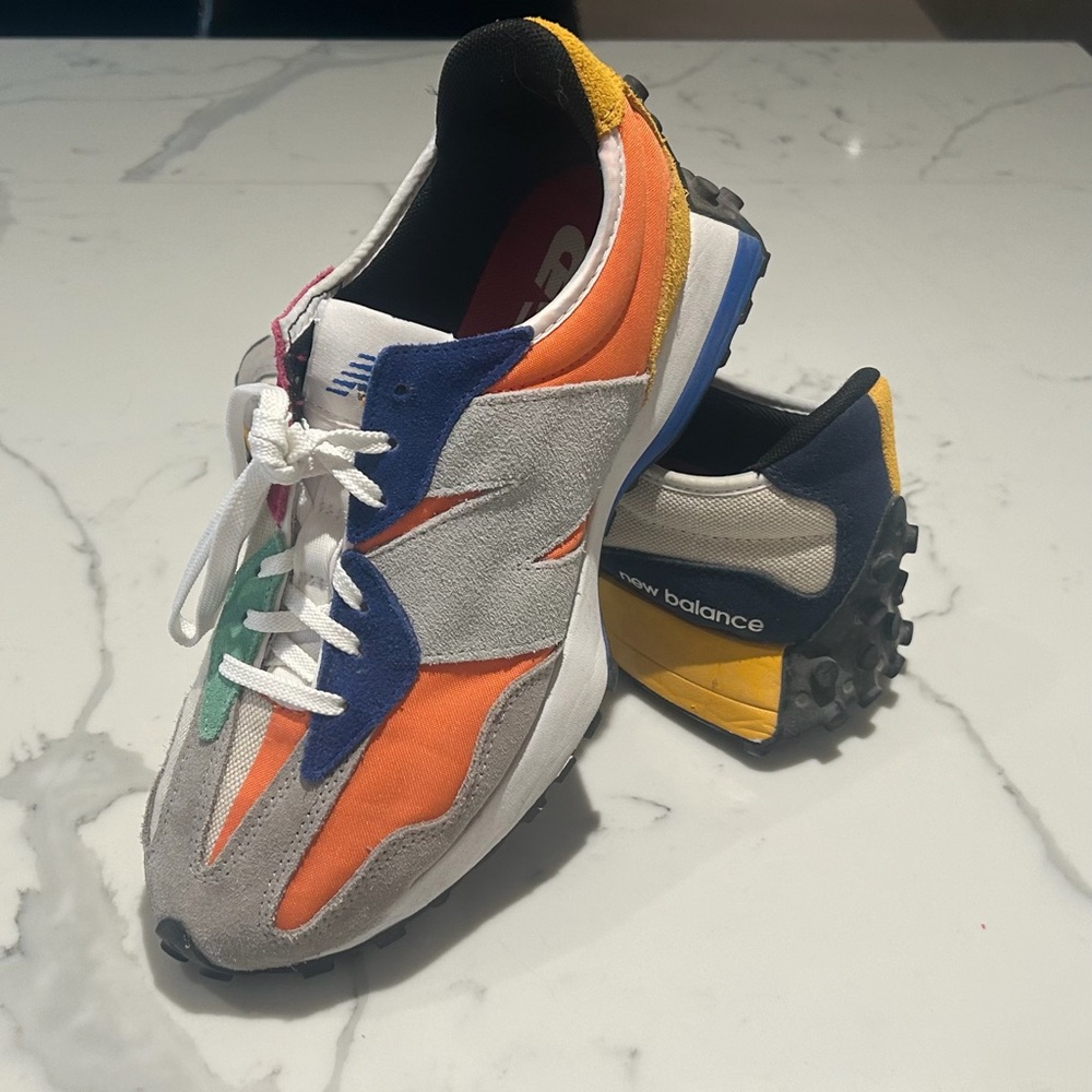 New Balance 327 multicolored